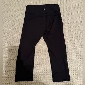 Lululemon In Movement Cropped Leggings